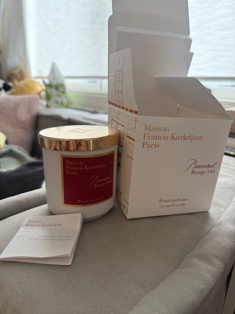 Maison Francis Kurkdjian Baccarat Rouge 540 Candle with Gold Lid
